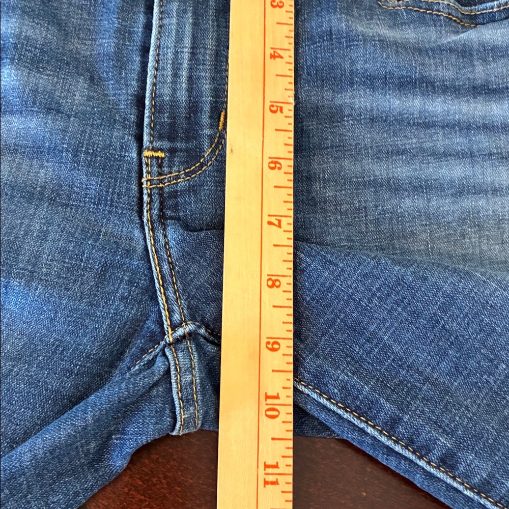 Levi's Distressed Blue 711 Skinny Jeans - Picture 7 of 8